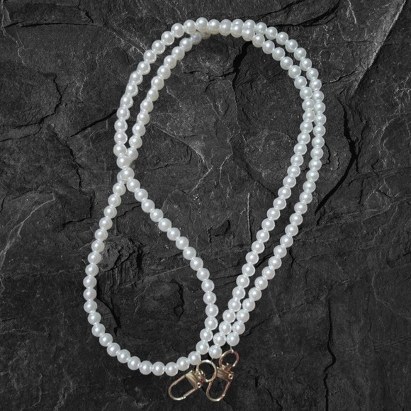 Handbags - Elegant White Faux Pearl Bag Chain 43.3inches - Gold Hardware